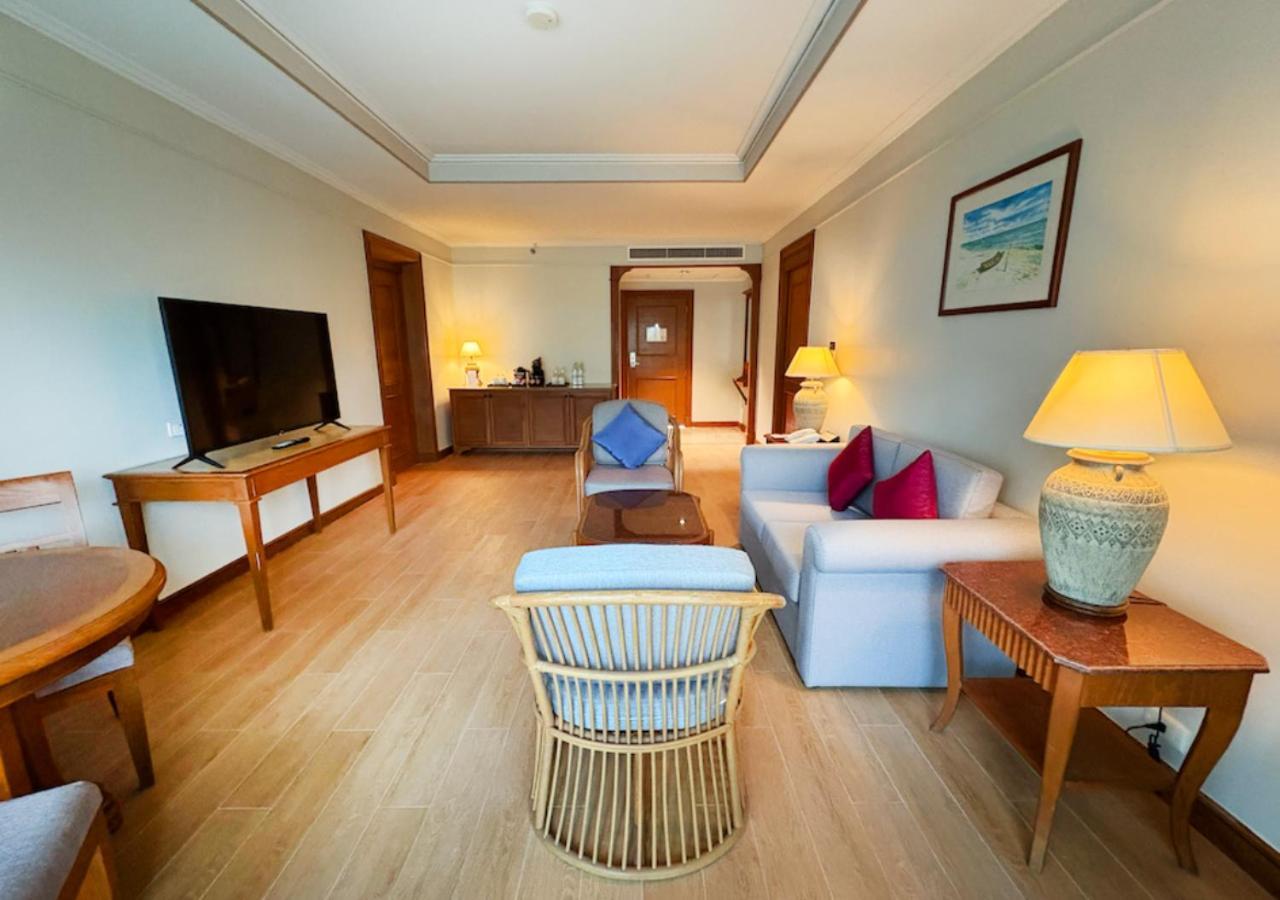 Amora Phuket - Sha Extra Resort