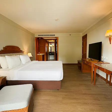 Amora Beach Resort Phuket - SHA Extra Plus Strand Bang Tao Exterior foto