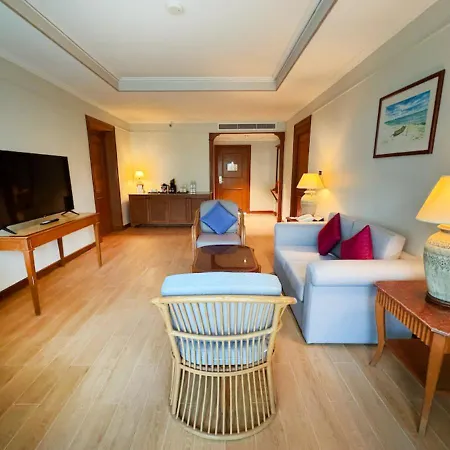 Amora Beach Resort Phuket - SHA Extra Plus Strand Bang Tao Exterior foto